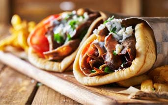 Yunanistan’da Ne Yenir? Mutlaka Denemeniz Gereken Yunanistan Lezzetleri